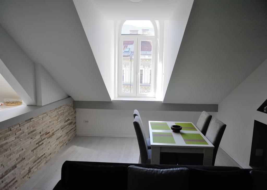 Apartment Vatra SJJ Buitenkant foto