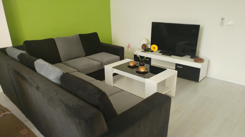 Apartment Vatra SJJ Buitenkant foto