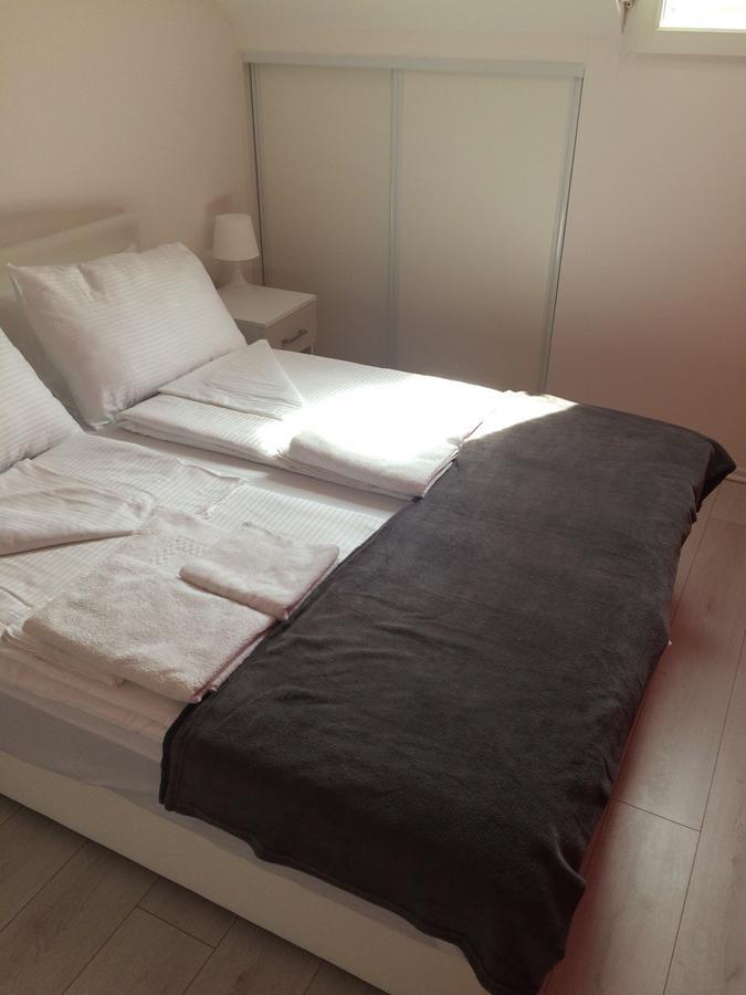 Apartment Vatra SJJ Buitenkant foto