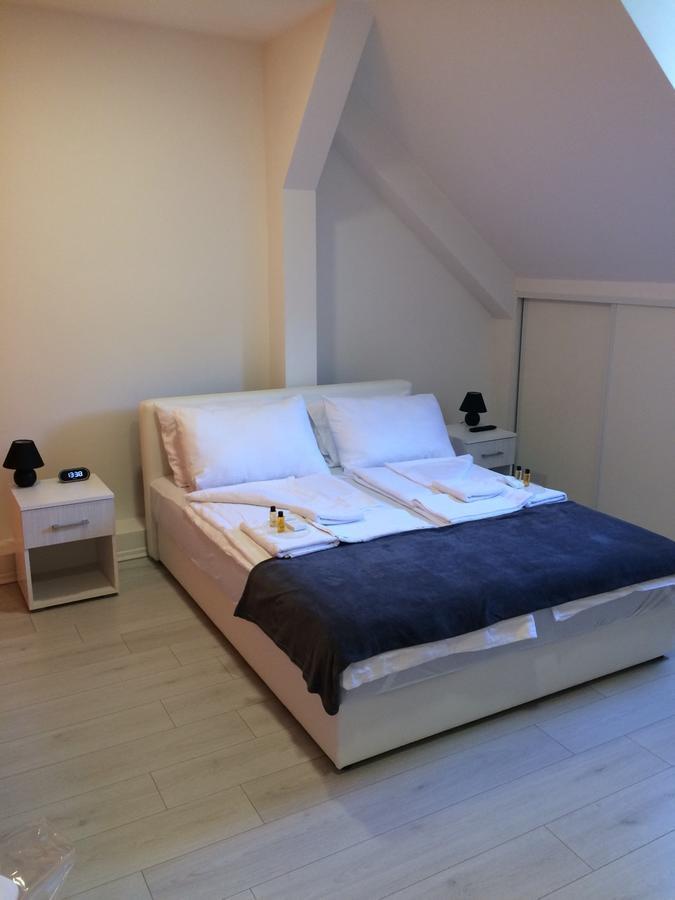 Apartment Vatra SJJ Buitenkant foto